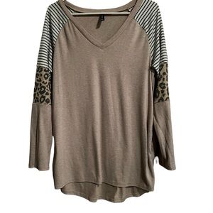 PrinStory Mix Media Animal Print Zippered Side Tunic Size L